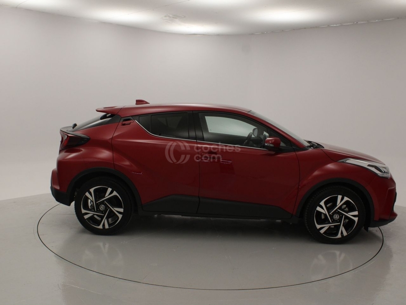 Foto del TOYOTA C-HR 180H Advance