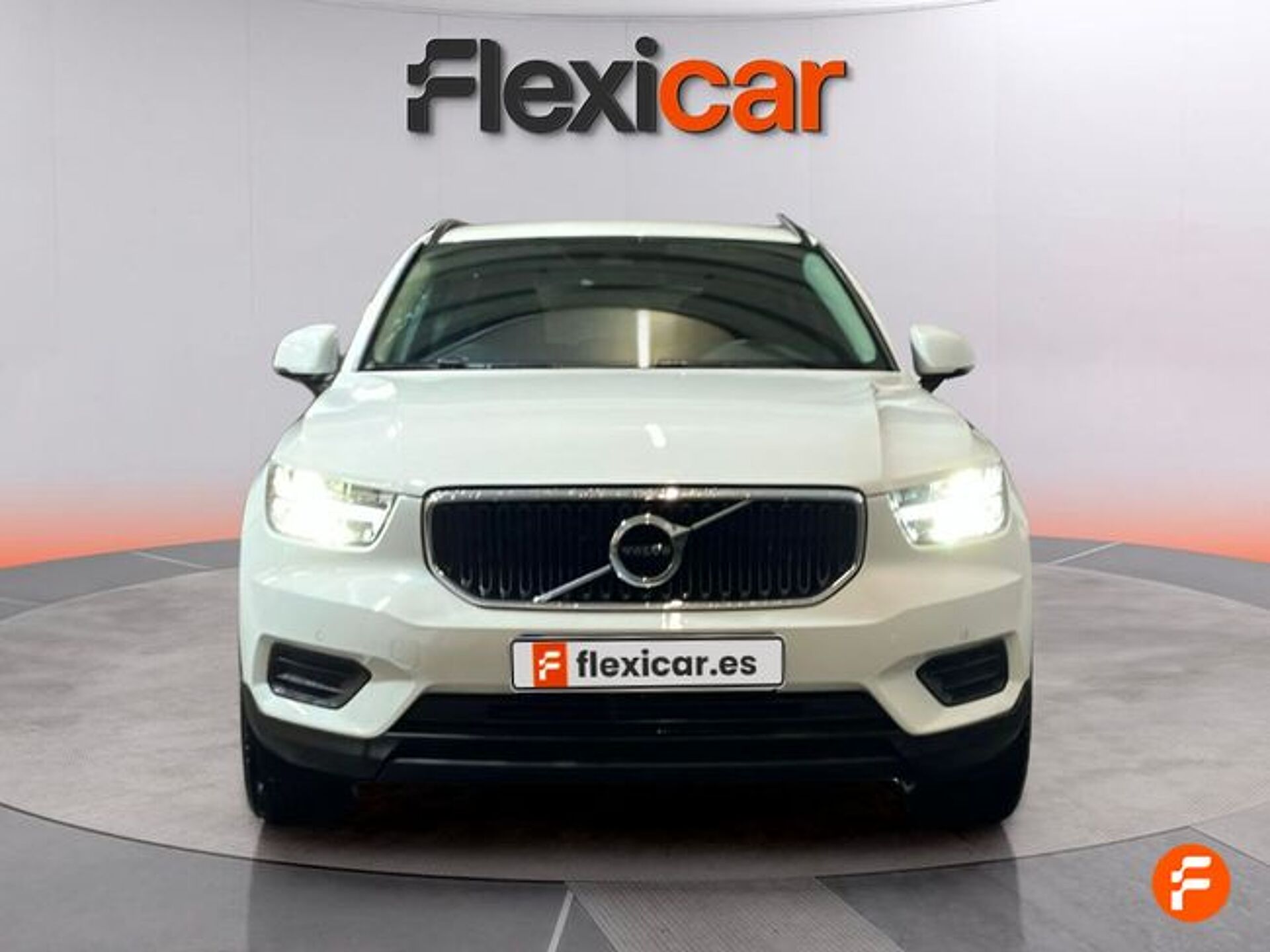 Imagen 2 de VOLVO XC40