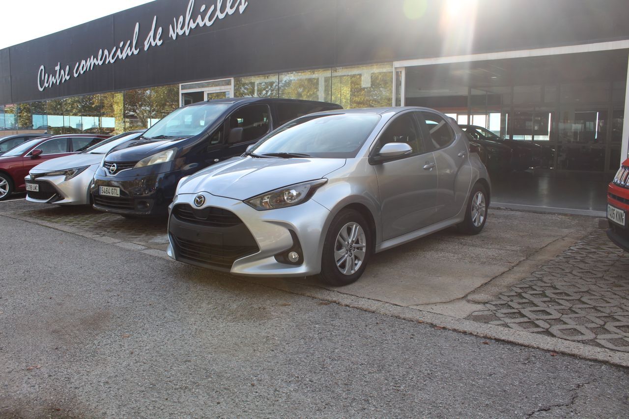 MAZDA Mazda2 (e-SKYACTIV G 66kW Center-Line Convenienc) en Madrid