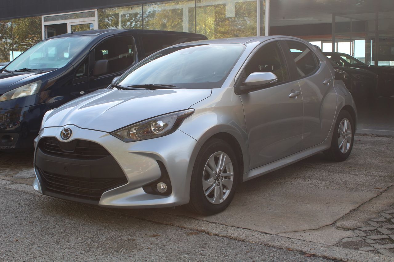 MAZDA Mazda2 (e-SKYACTIV G 66kW Center-Line Convenienc) en Madrid