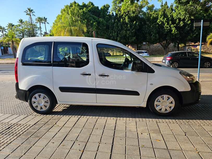 Foto del PEUGEOT Partner Tepee 1.6BlueHDI Access 75