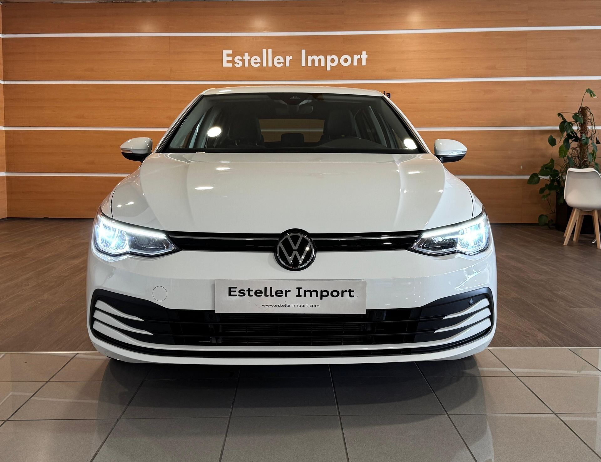 Foto del VOLKSWAGEN Golf 1.0 eTSI Life DSG 81kW