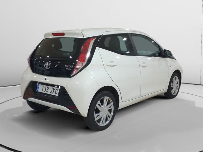 Foto del TOYOTA Aygo 1.0 VVT-i x-play Business