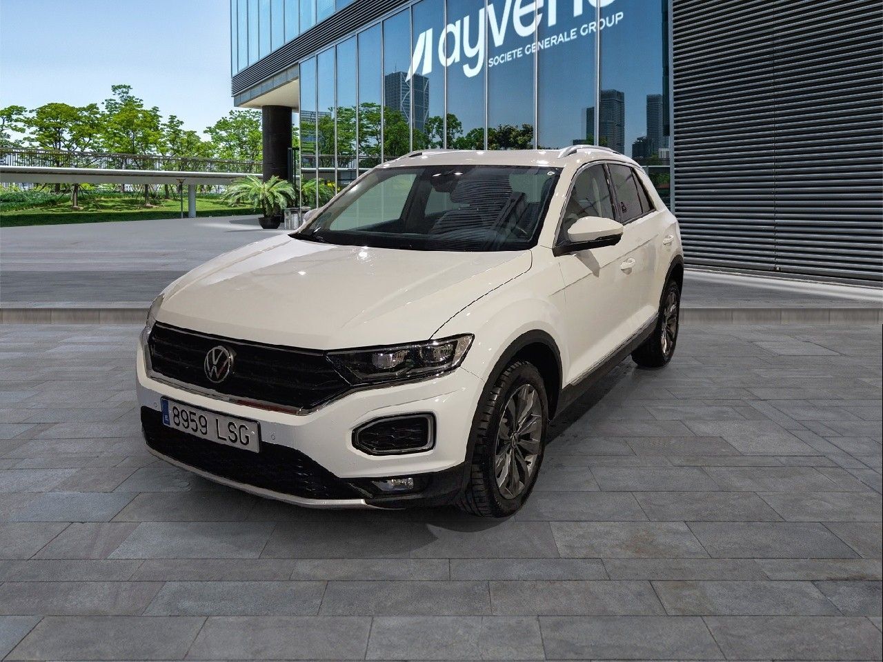 VOLKSWAGEN T-Roc (Sport 2.0 TDI 110 kW (150 CV) DSG) en Madrid
