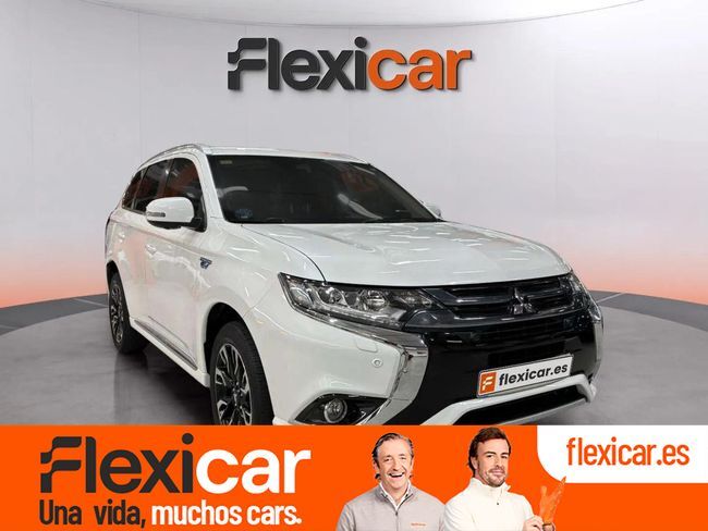 MITSUBISHI Outlander (2.0 PHEV Kaiteki Auto 4WD) en Barcelona