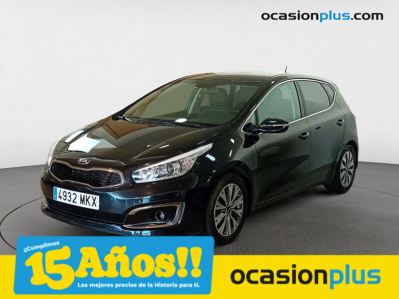 KIA Ceed (1.6 CRDi VGT GT Line DCT 100 kW (136 CV)) en Madrid