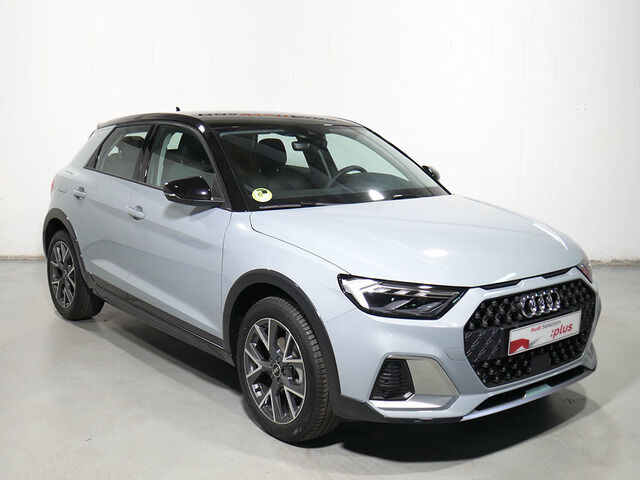 AUDI A1 Allstreet (Adrenalin 30 TFSI 85 kW (116 CV) S tronic) en León