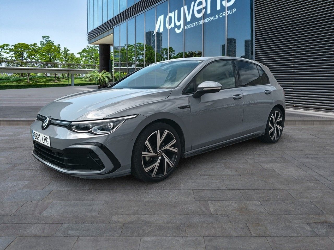 VOLKSWAGEN Golf (R-Line 1.5 eTSI 110 kW (150 CV) DSG) en Madrid