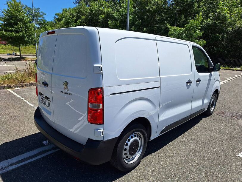 Foto del PEUGEOT Expert Fg. Standard 1.5BlueHDi S&S Premium 120