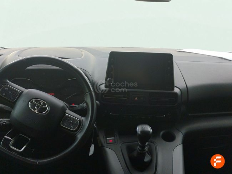Foto del TOYOTA Proace City Verso Family L1 1.2 5pl. Active 110