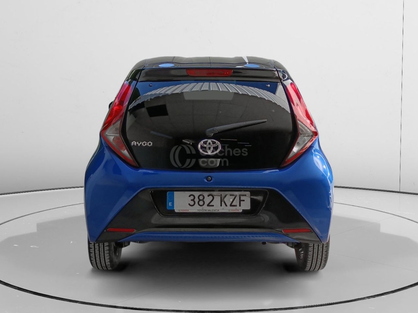 Foto del TOYOTA Aygo 70 x-play