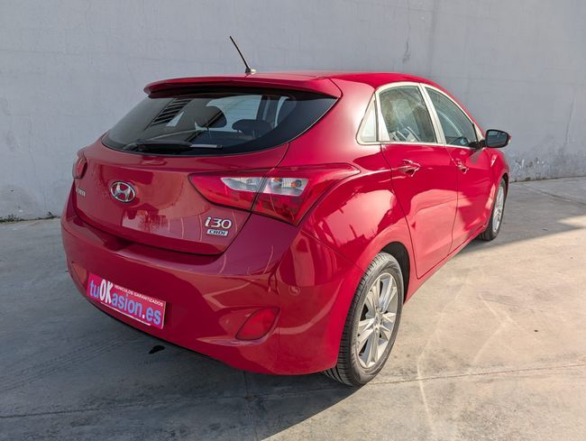 Foto del HYUNDAI i30 1.6CRDi Tecno