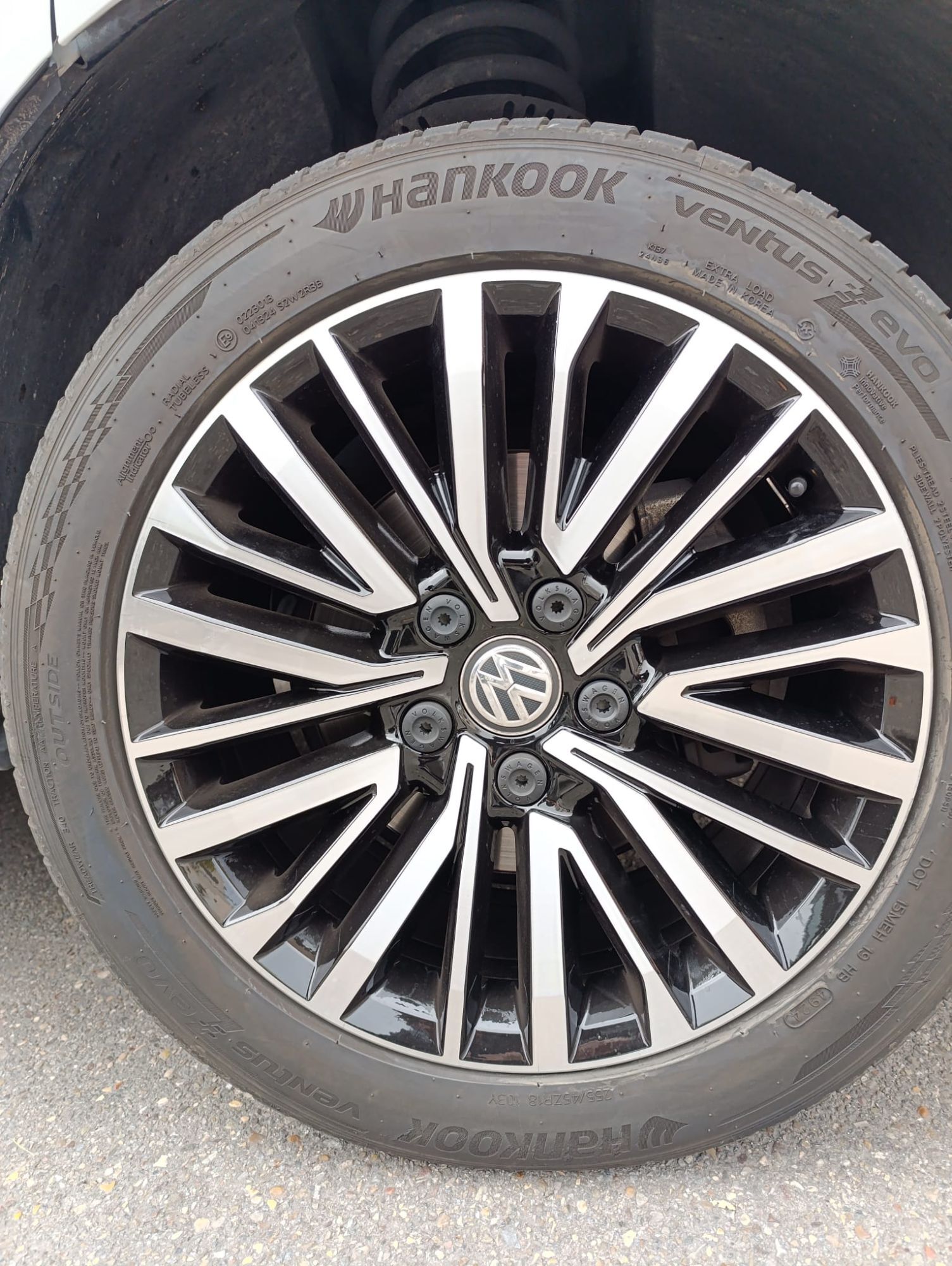 Foto del VOLKSWAGEN Multivan 2.0TDI BMT Outdoor DSG 110kW