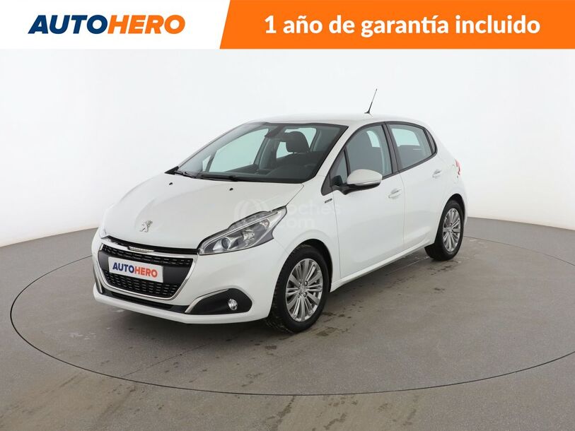 Foto del PEUGEOT 208 1.2 PureTech S&S Signature 82