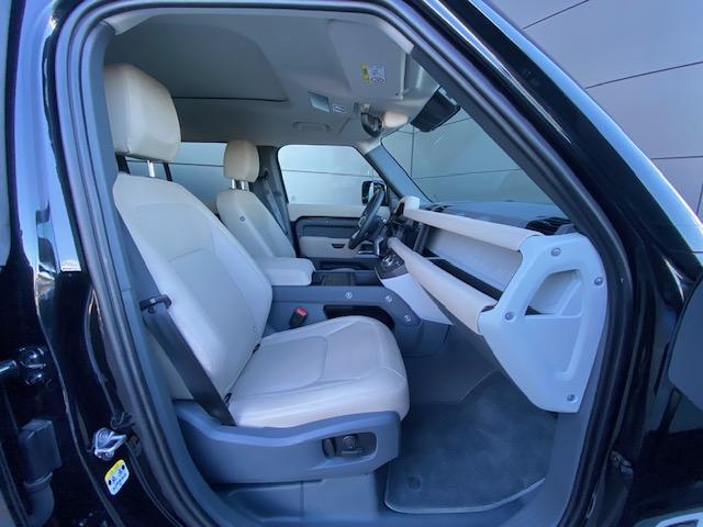 Foto del LAND ROVER Defender 110 3.0D l6 MHEV SE AWD Aut. 250