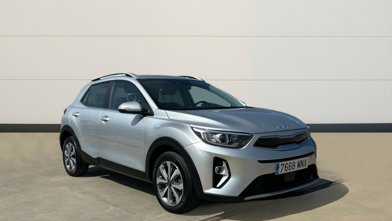 KIA Stonic (1.0 T-GDI MHEV IMT 74KW DRIVE 100 5P) en Madrid
