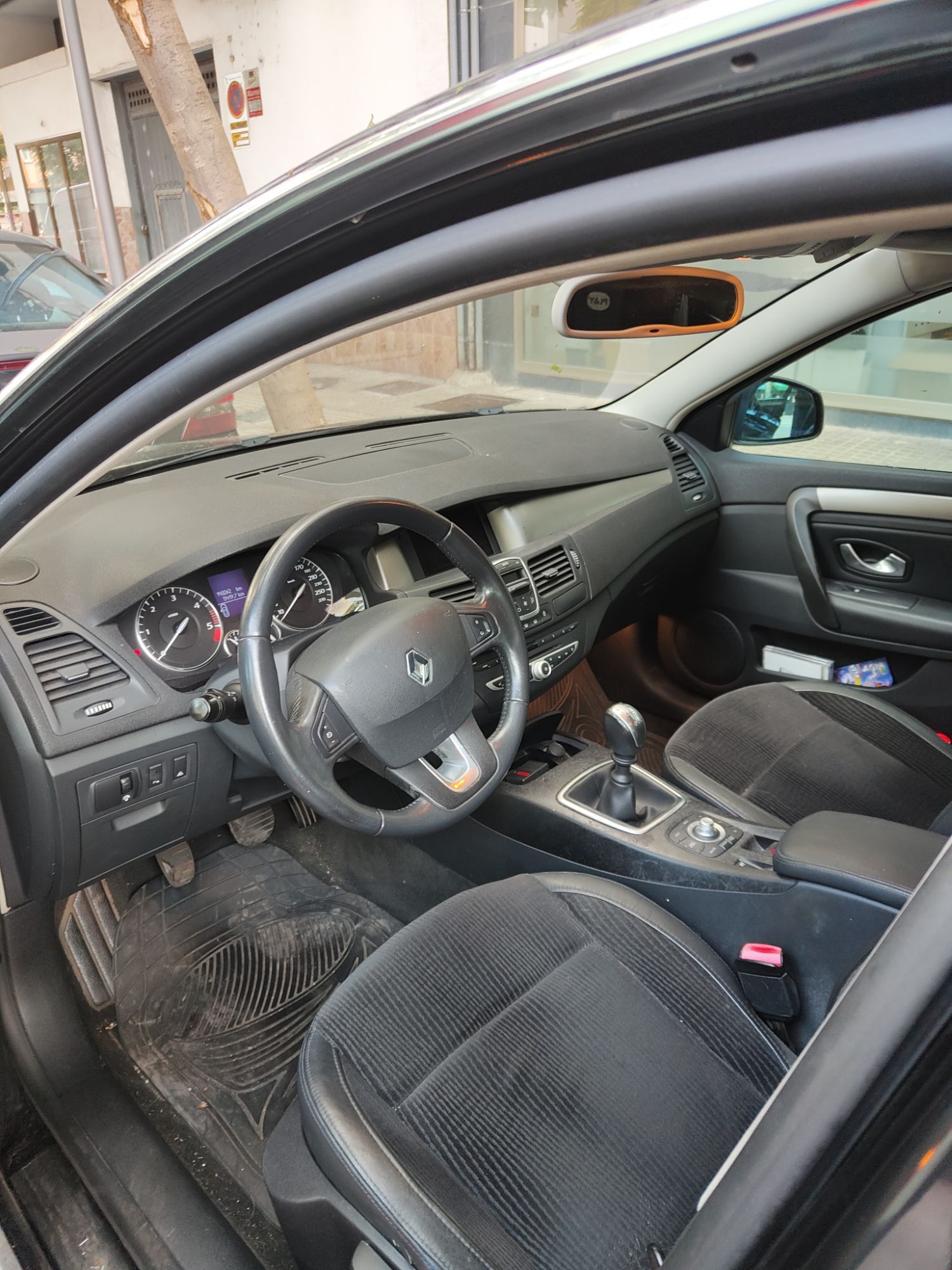 Foto del RENAULT Laguna 2.0dCi Dynamique 150