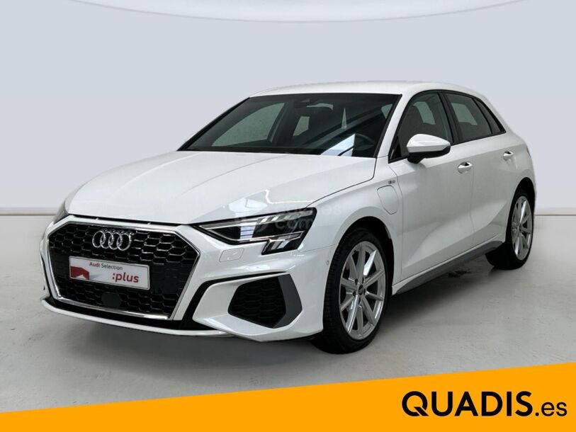 Foto del AUDI A3 Sportback 40 TFSIe S line S tronic
