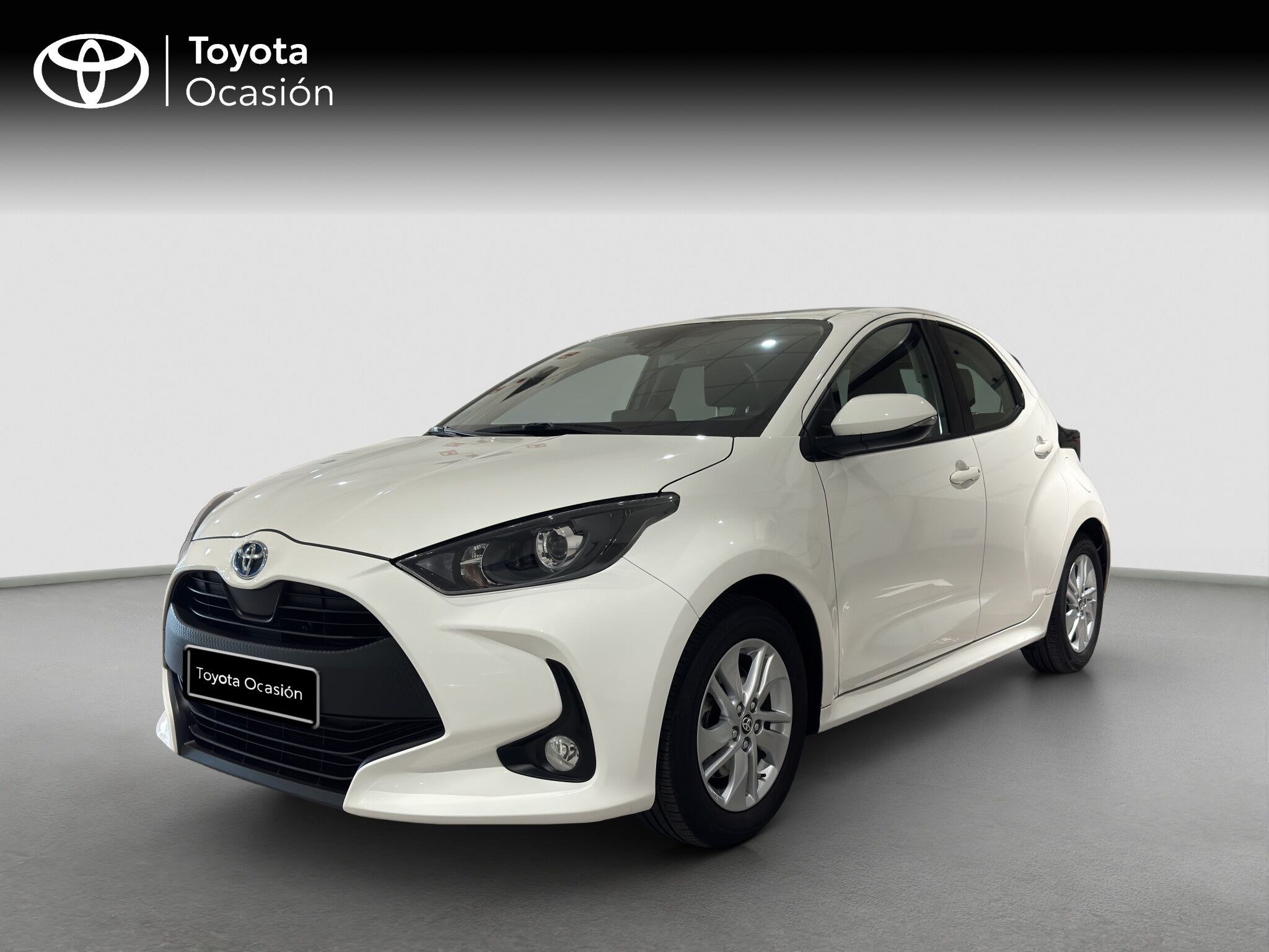 TOYOTA Yaris (1.5 VVT-I HEV BUSINESS PLUS 116 5P) en Barcelona