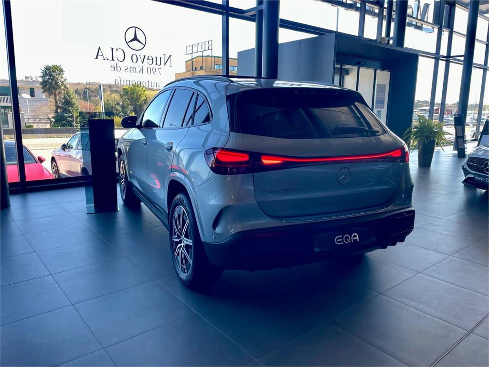 Imagen 3 de MERCEDES EQA