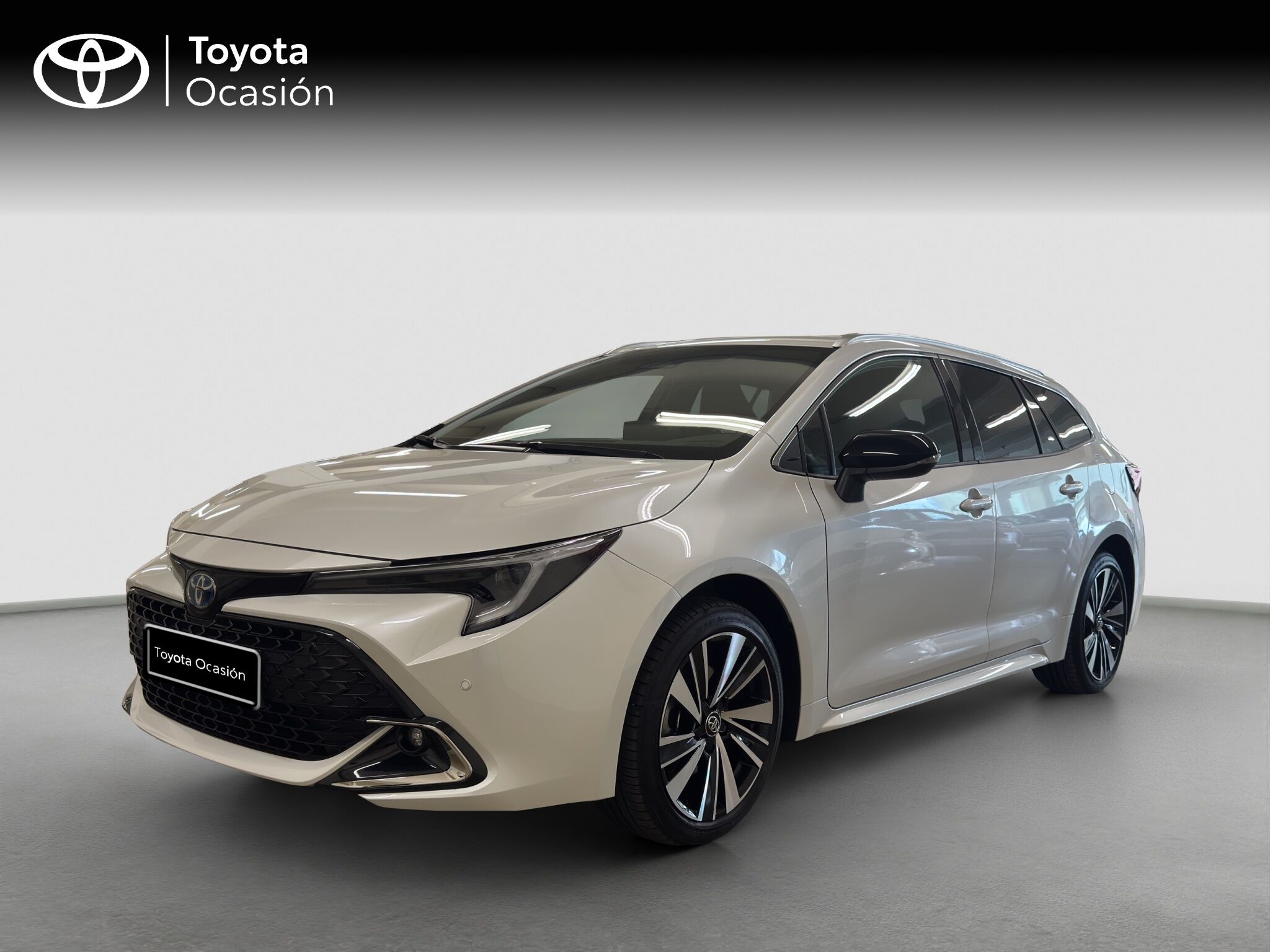 TOYOTA Corolla (TOURING SPORTS 2.0 HYBRID STYLE E-CVT 178 5P) en Barcelona