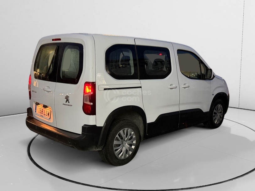 Foto del PEUGEOT Rifter 1.2 PureTech S&S Standard Active Pack 110