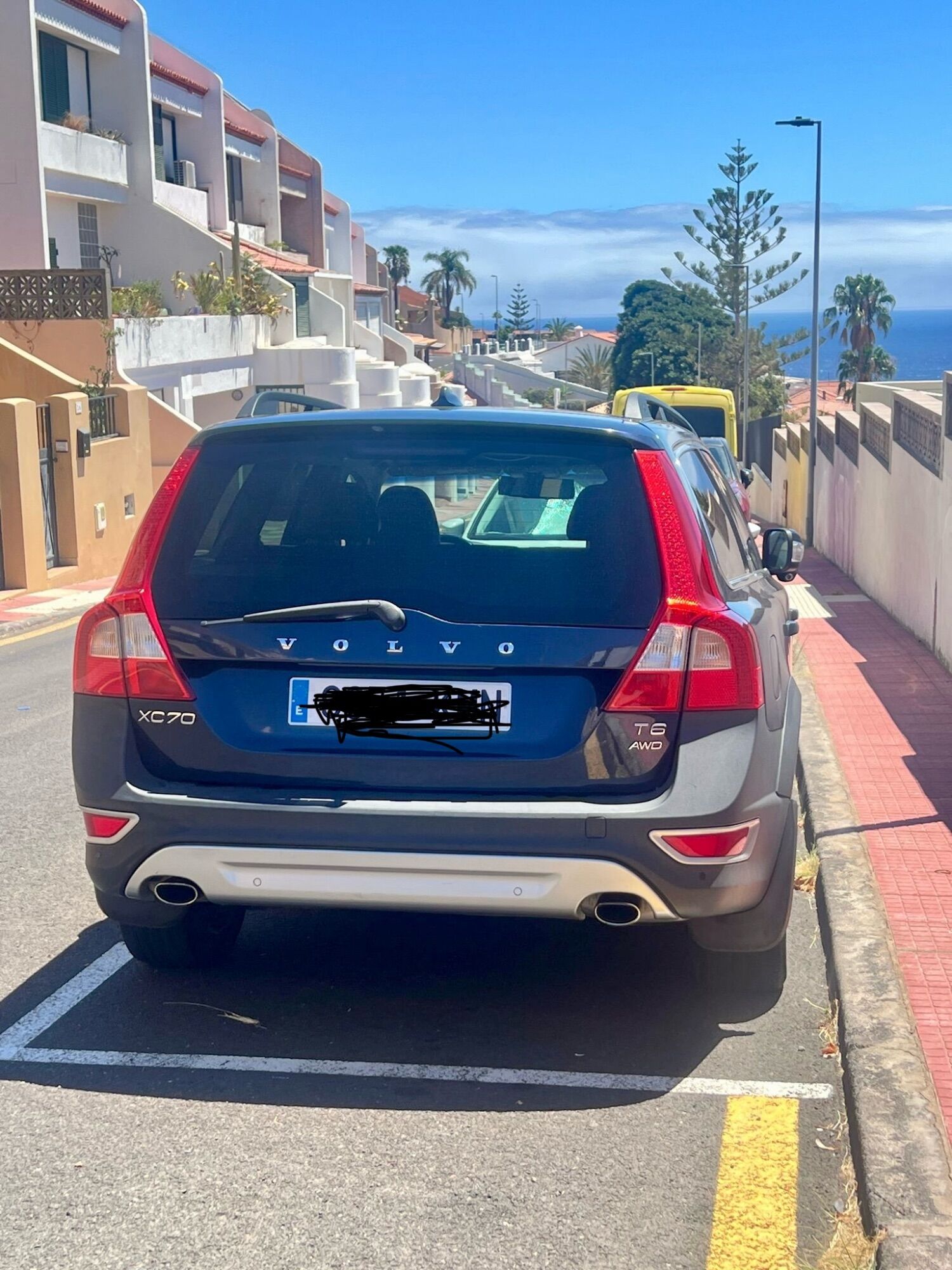 Foto del VOLVO XC70 T6 Momentum AWD Aut.