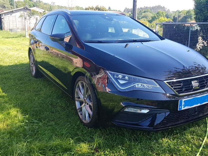 Foto del SEAT León 2.0TDI CR S&S FR Fast Edition Plus 150