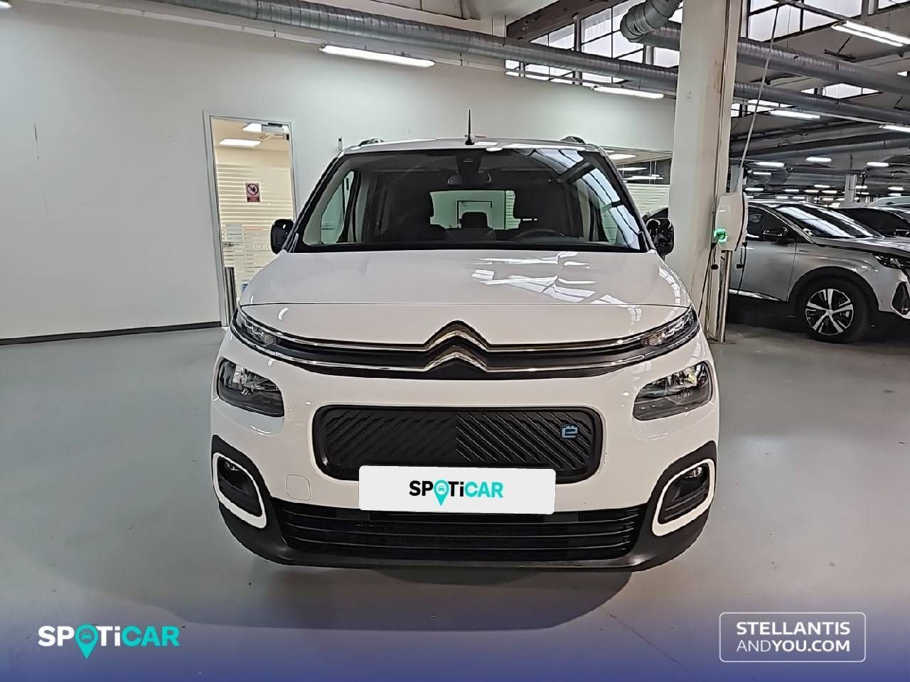 Foto del CITROEN Berlingo ë- 50kWh Talla M Shine