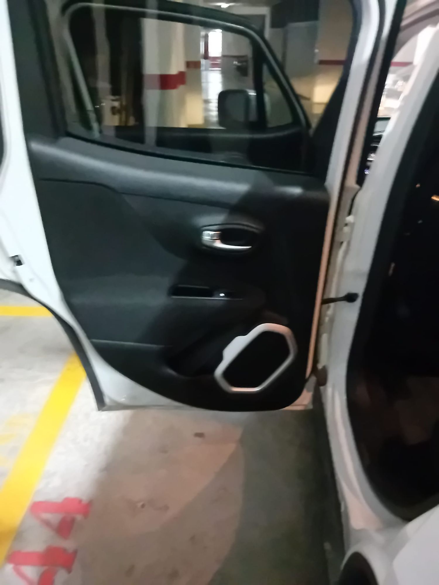 Foto del JEEP Renegade 1.4 Multiair Longitude 4x2 103kW