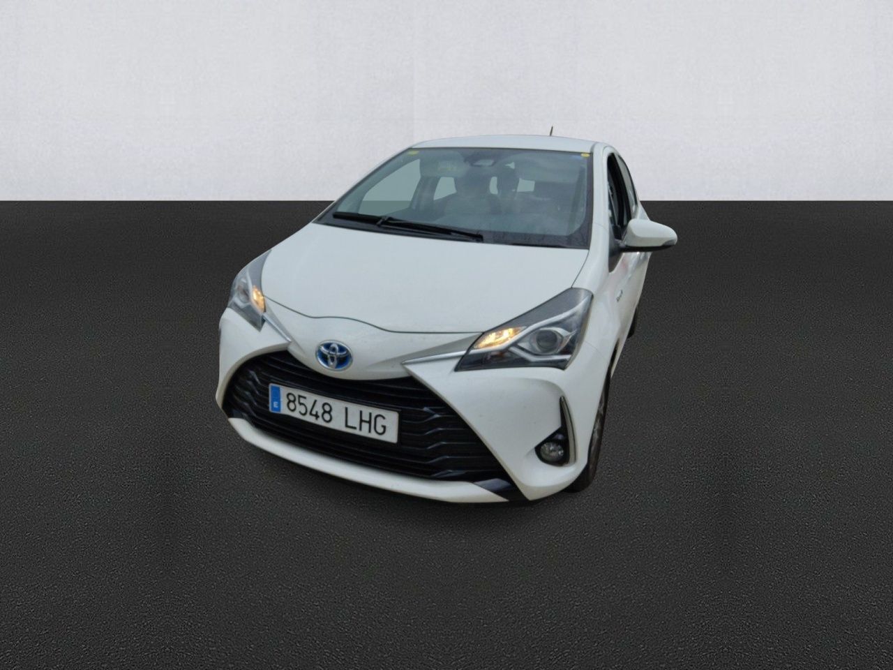 TOYOTA Yaris (1.5 100H Active 74 kW (100 CV)) en Madrid