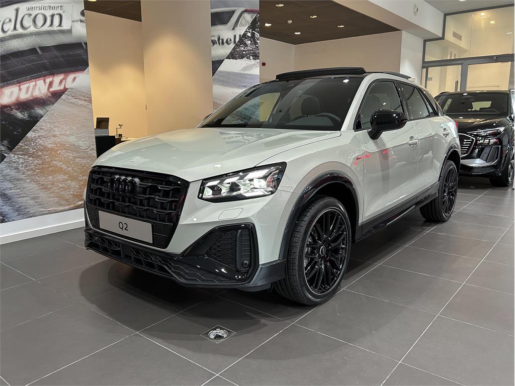 AUDI Q2 (Adrenalin Black E 35 TFSI 110kW S tronic) en Barcelona