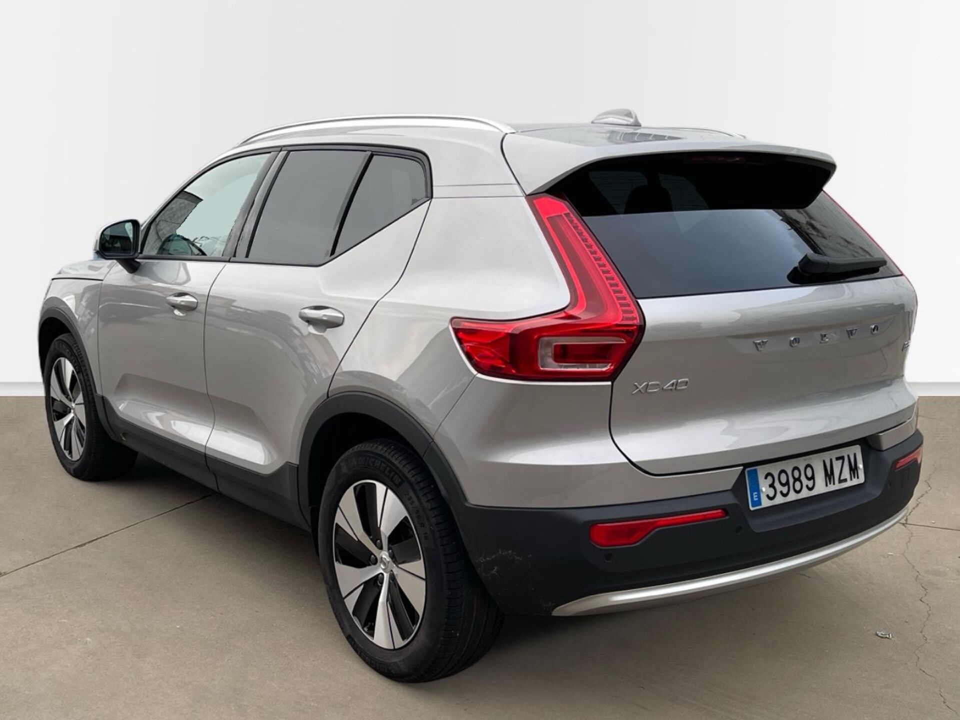Imagen 2 de VOLVO XC40