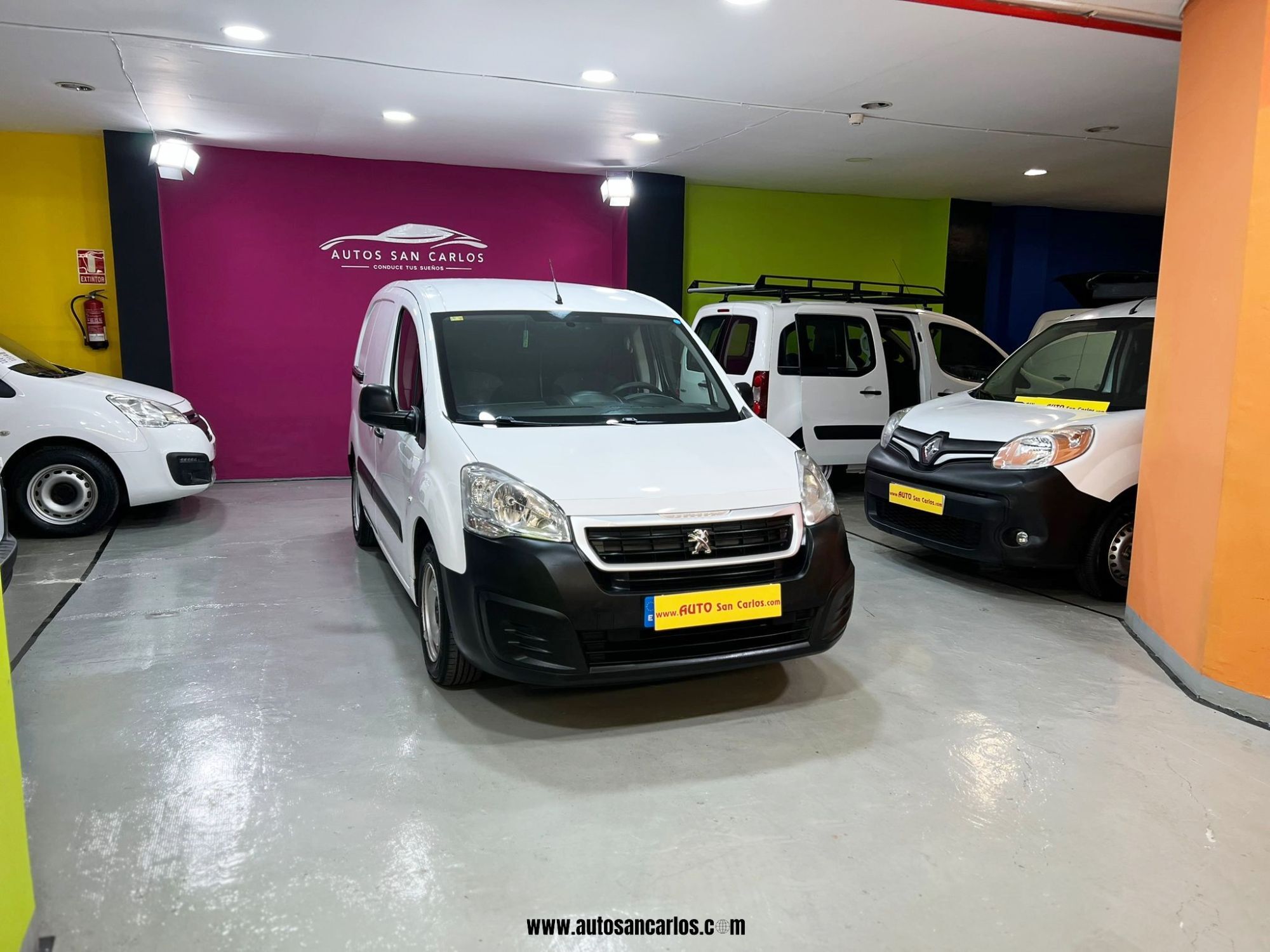 PEUGEOT Partner (1.6BlueHDI Grip Standard 1000kg 75) en Barcelona