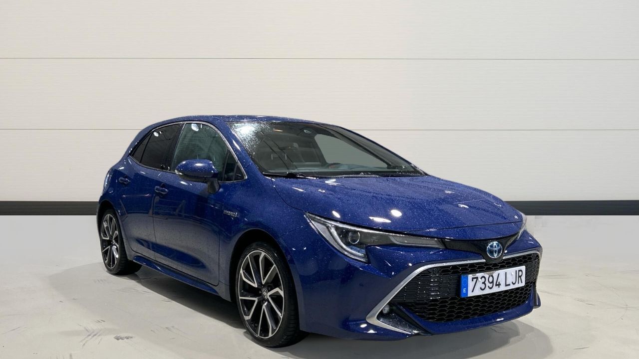 TOYOTA Corolla (2.0 HYBRID ADVANCE E-CVT 180 5P) en Madrid