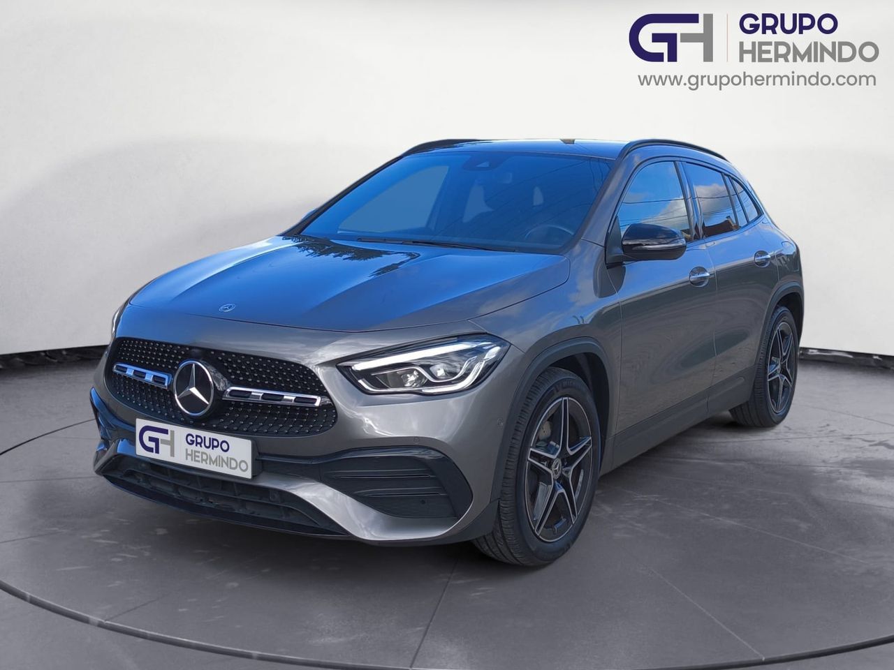 MERCEDES Clase GLA (200 D AMG LINE) en Pontevedra