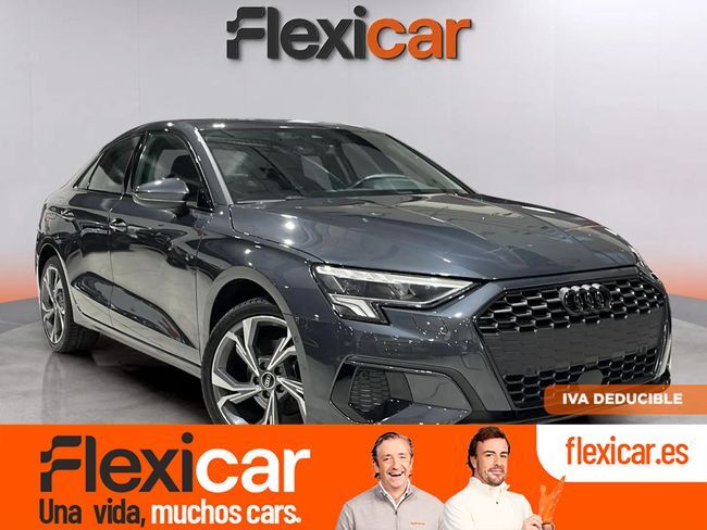 AUDI A3 (Sportback Black line 30 TFSI 81kW S tron) en Salamanca