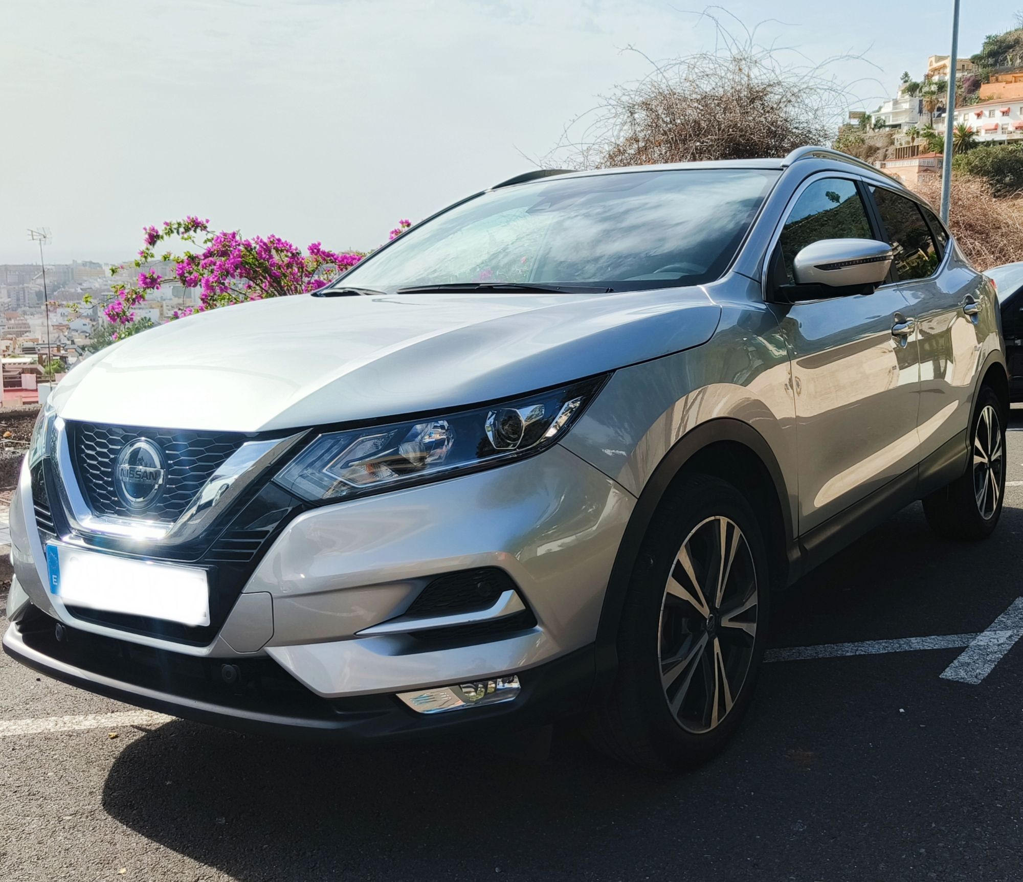 Foto del NISSAN Qashqai 1.3 DIG-T N-Connecta 4x2 103kW