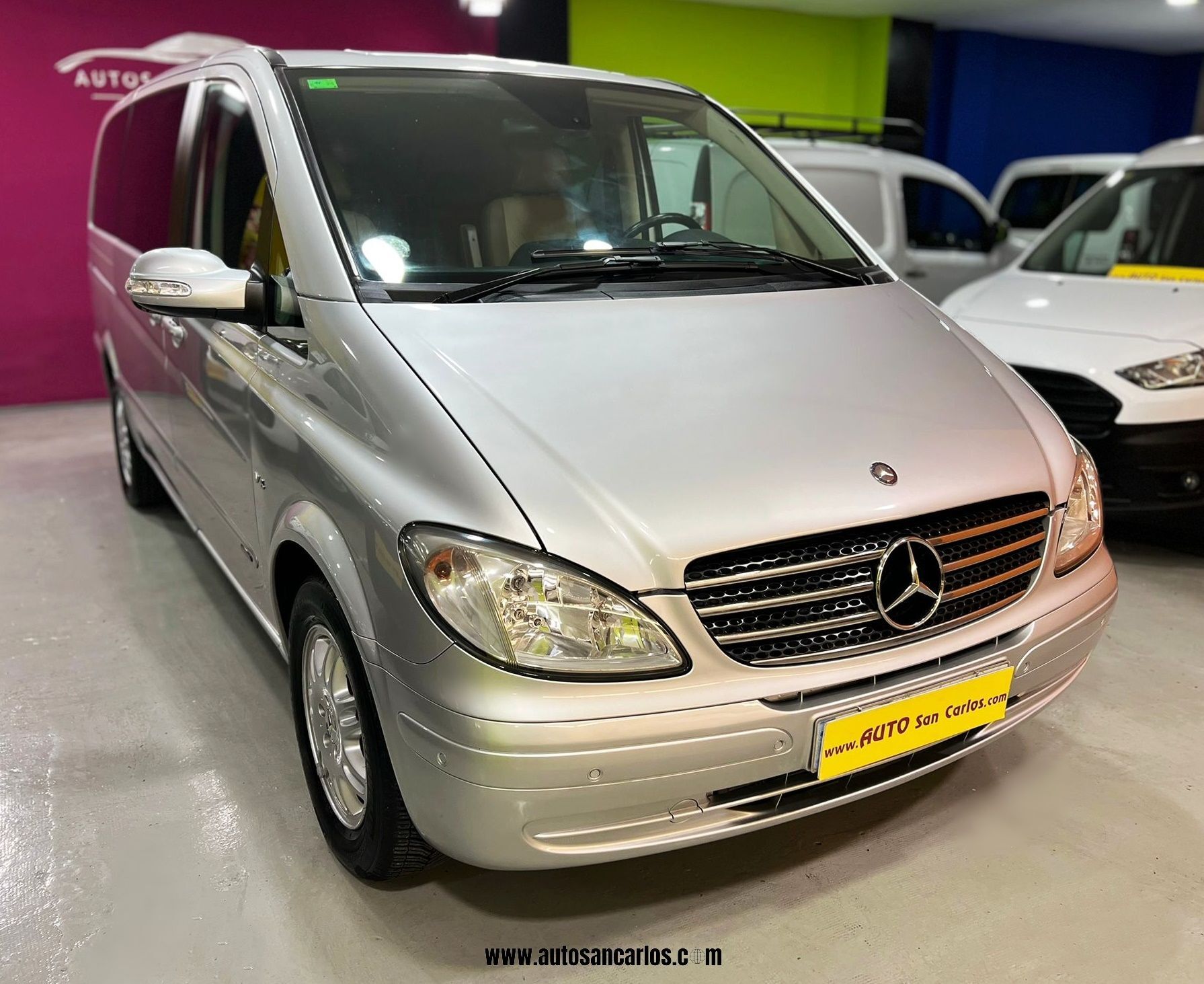Foto del MERCEDES Viano 3.0CDI Ambiente Larga Aut.