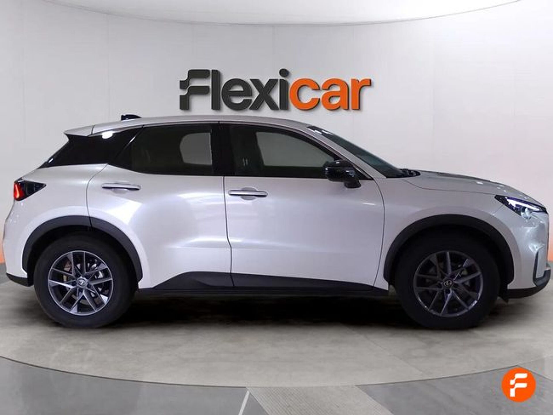 Imagen 2 de LEXUS LBX