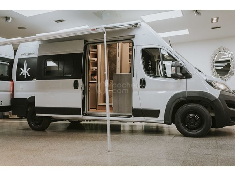 Foto del PEUGEOT Boxer Furgón 2.2BlueHDI 435 L3H3 S&S 140