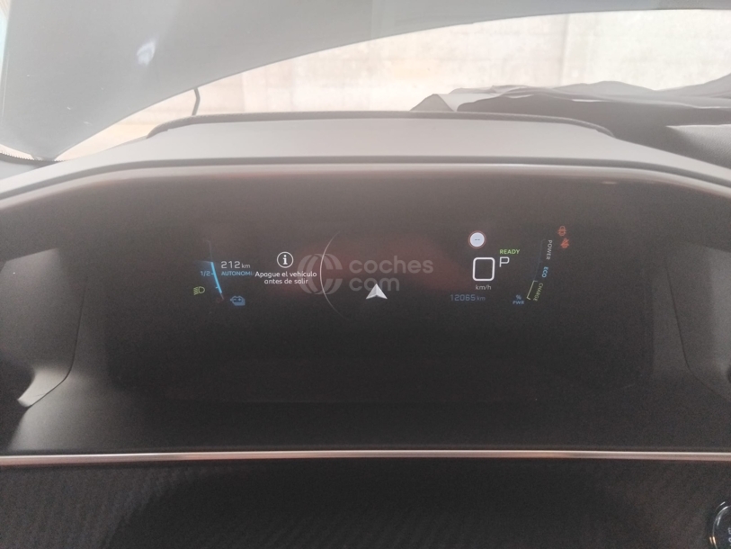 Foto del PEUGEOT 208 Allure Eléctrico 100kW