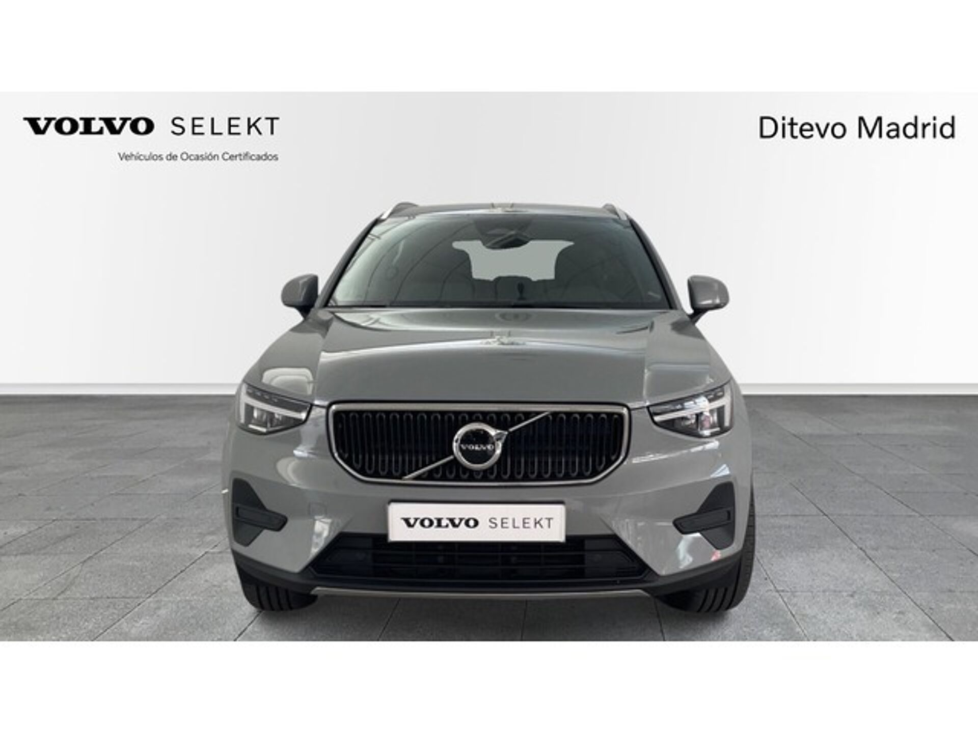 Imagen 3 de VOLVO XC40