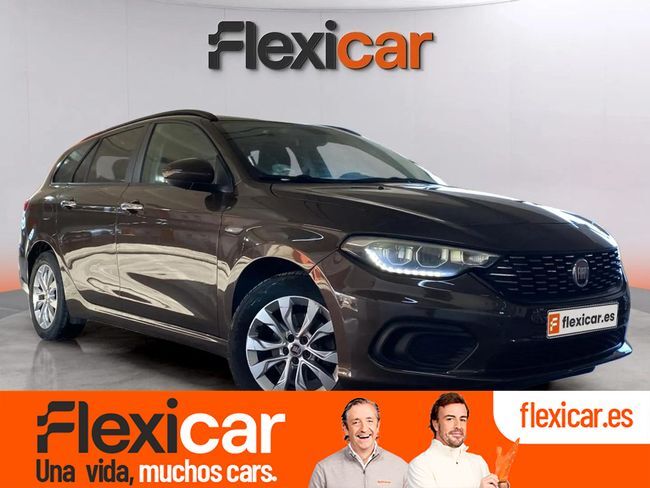 FIAT Tipo (1.4 16v Lounge 70kW (95CV) gasolina SW) en Madrid