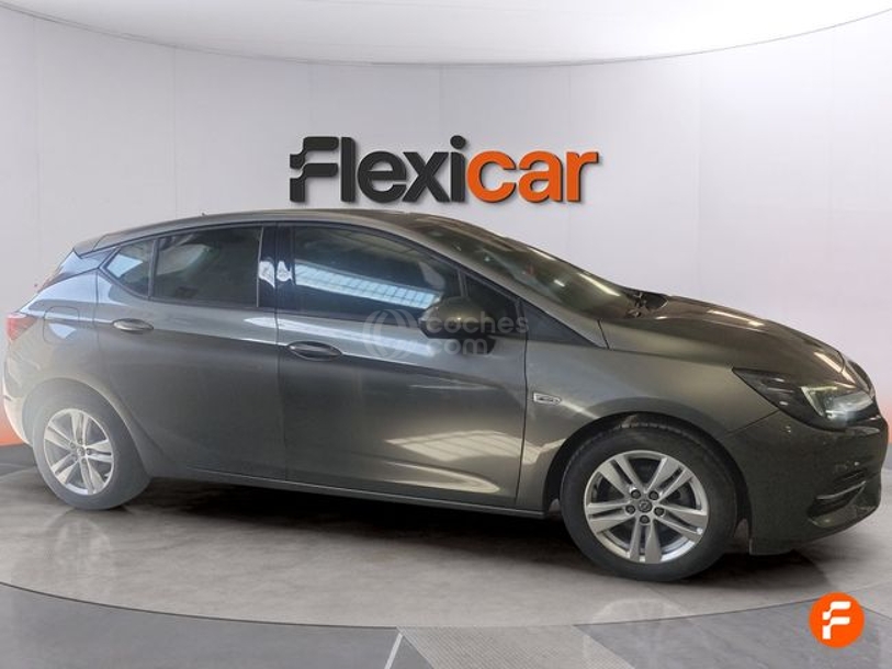 Foto del OPEL Astra 1.2T S-S 2020 110