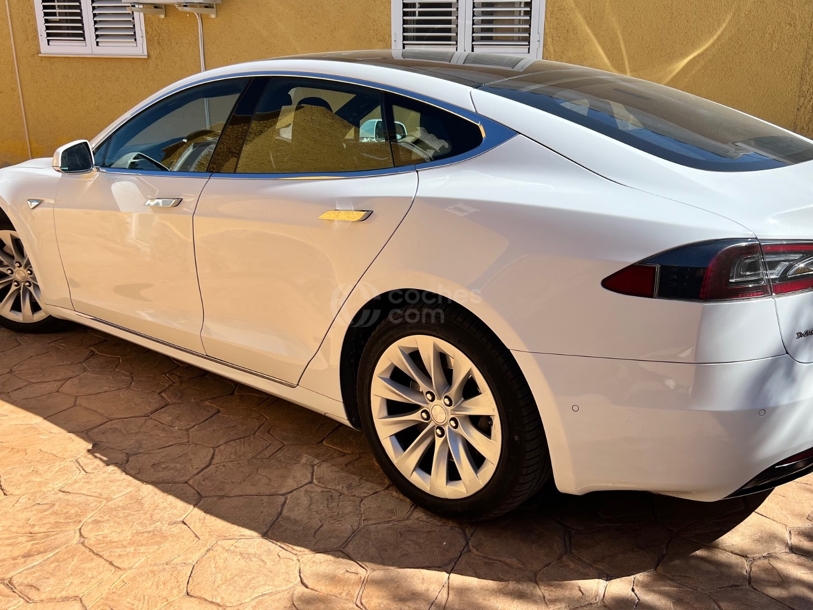 Foto del TESLA Model S 75