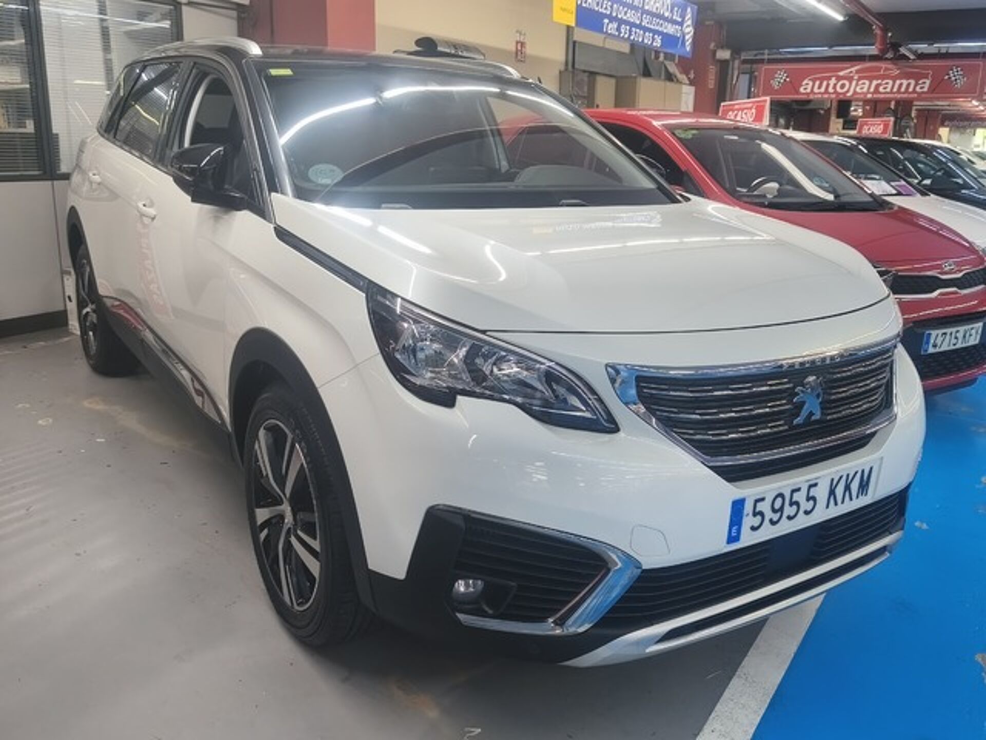 Imagen de PEUGEOT 5008