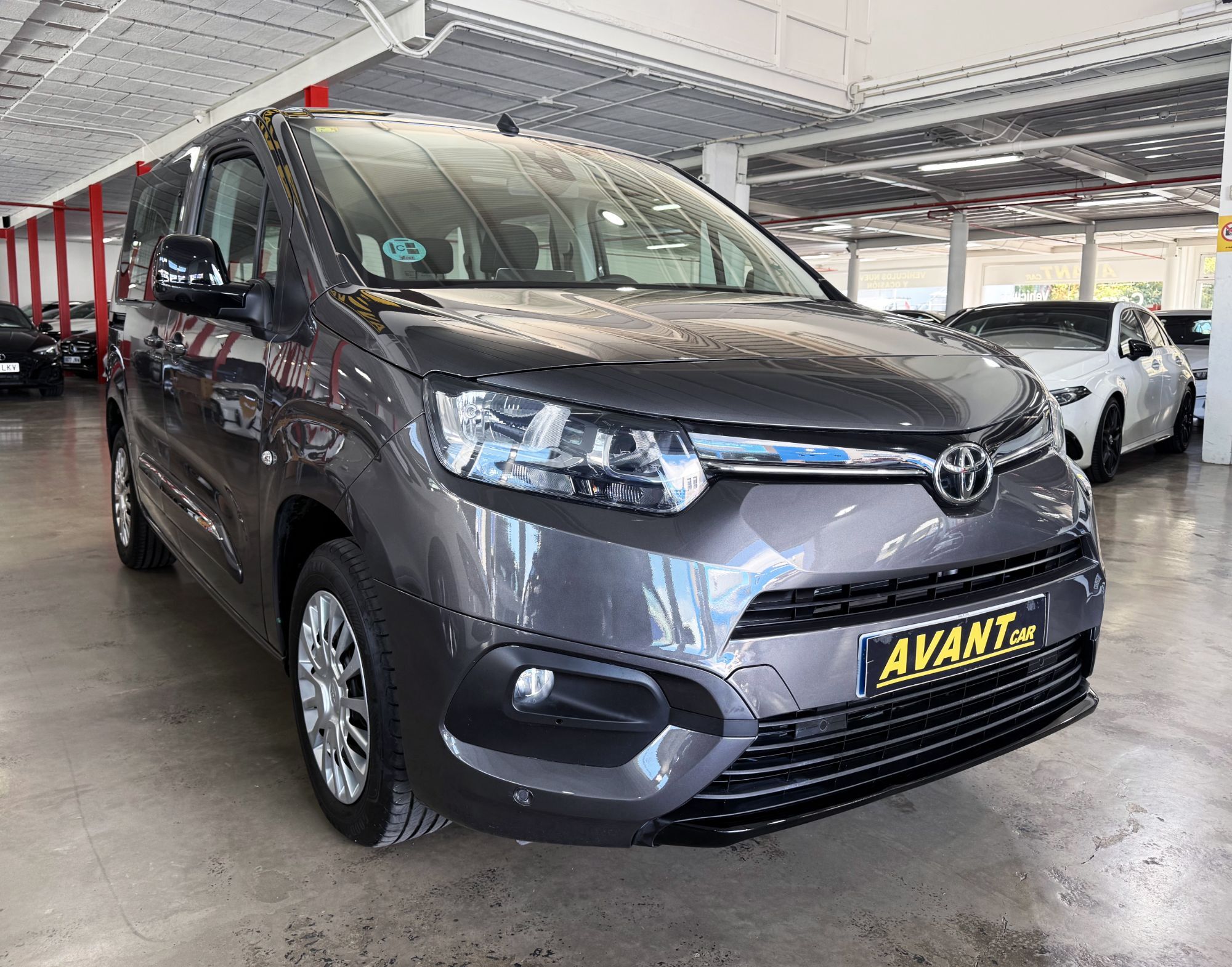 Foto del TOYOTA Proace City Verso Family L1 1.5D 5pl. Active