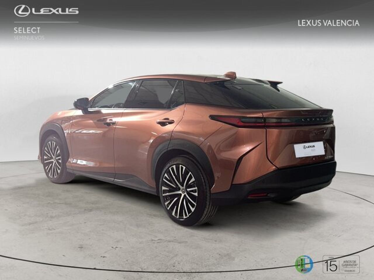 Foto del LEXUS RZ 300e e-Business