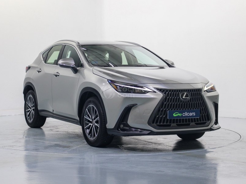 Foto del LEXUS NX 300h Business 2WD